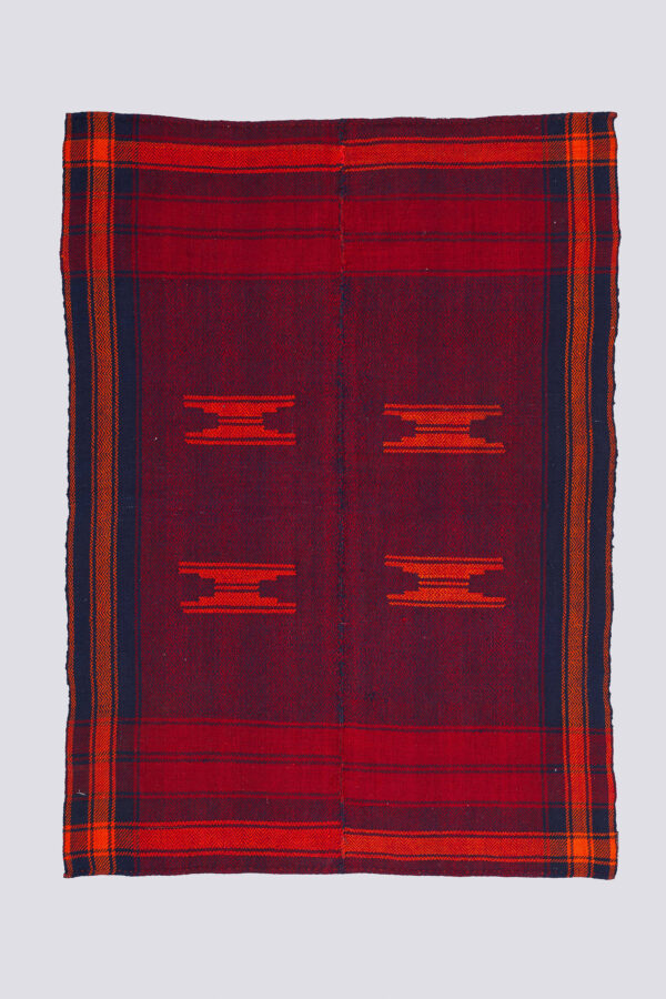 Howrami Throw