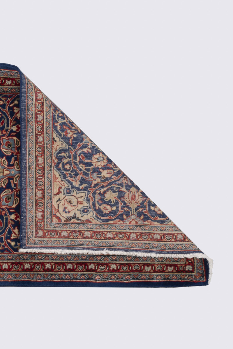 Semi Antique Sarouk Cross Carpet 127*80Cm - Image 2