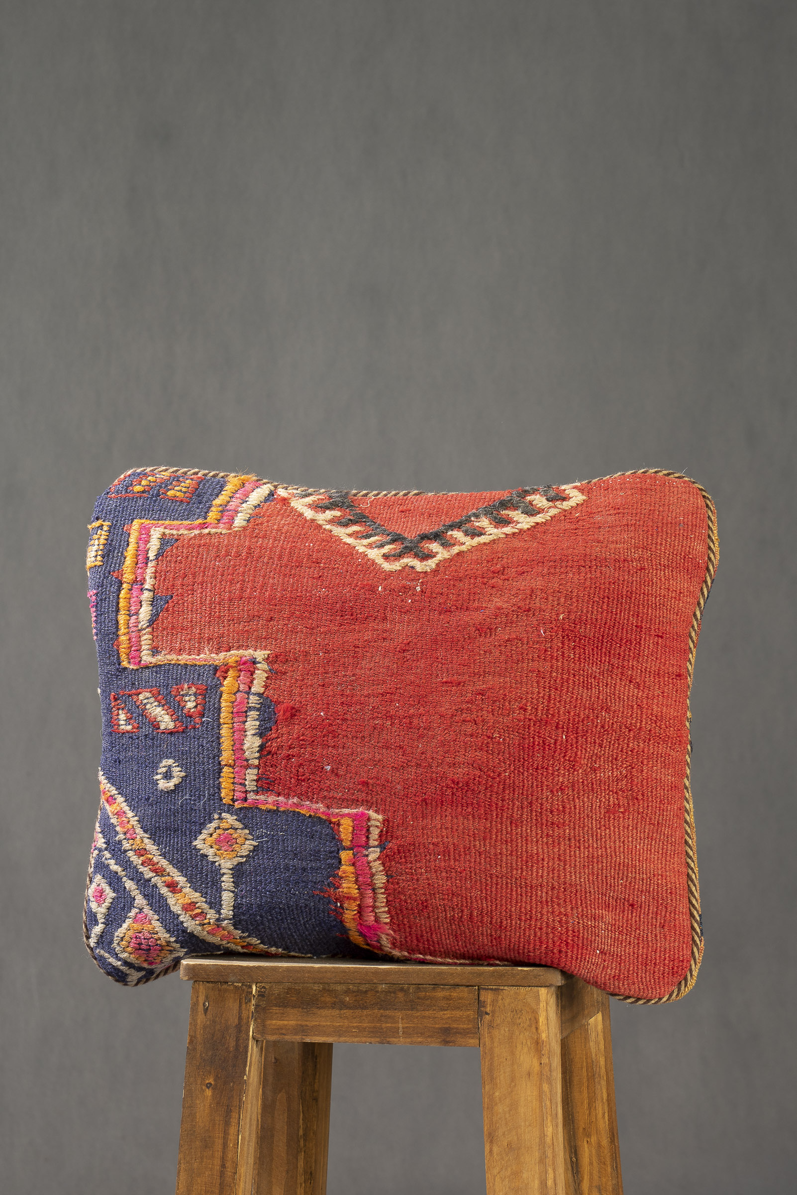 CUS132-4 Vintage Bijar Kilim Cushion 50*40cm - Image 1