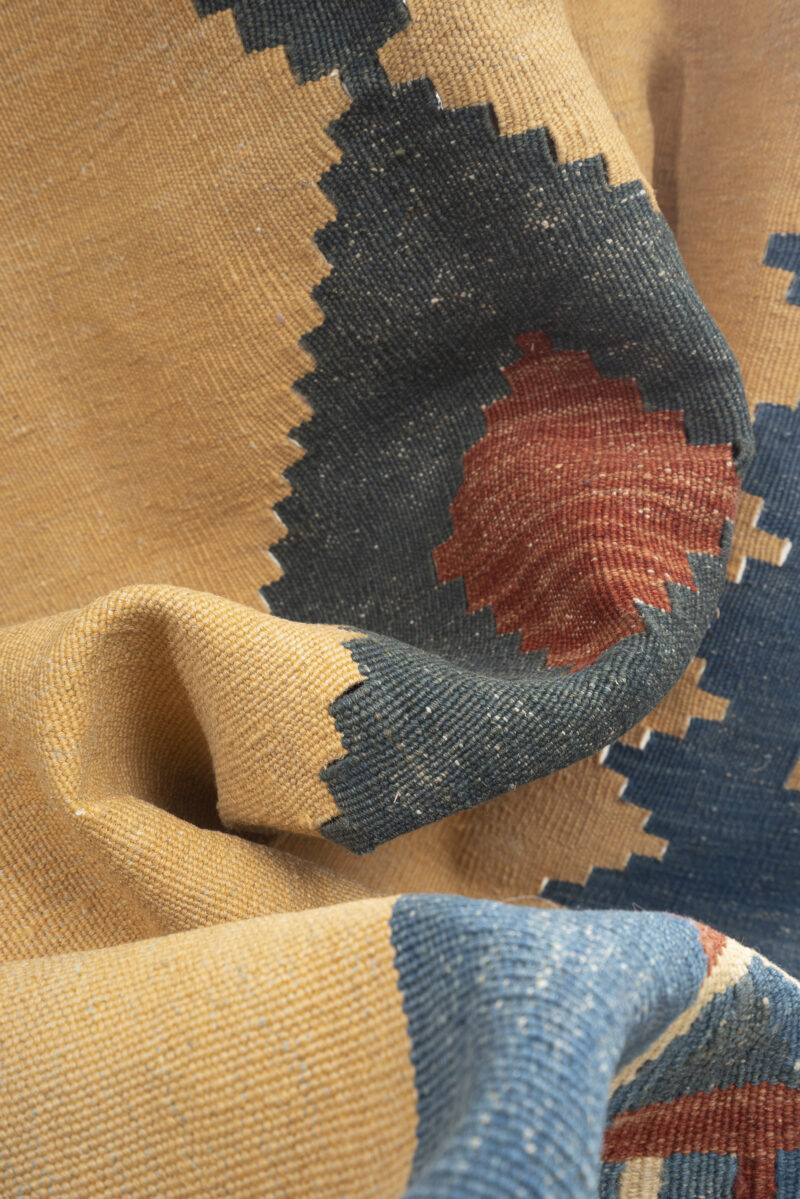 Vintage Qashqai Firuz Abad Double Toranj Kilim 3Sqm - Image 10