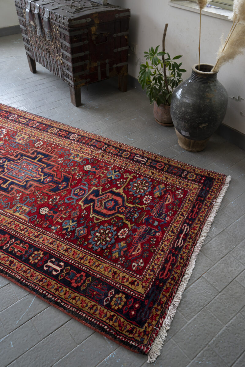 Antique Heriz Pictorial Carpet Runner 371*123Cm - Image 5