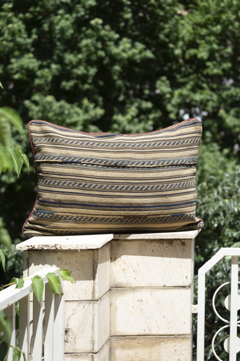 Antique Bakhtiari Carpet Cushion 75*55cm - Image 2