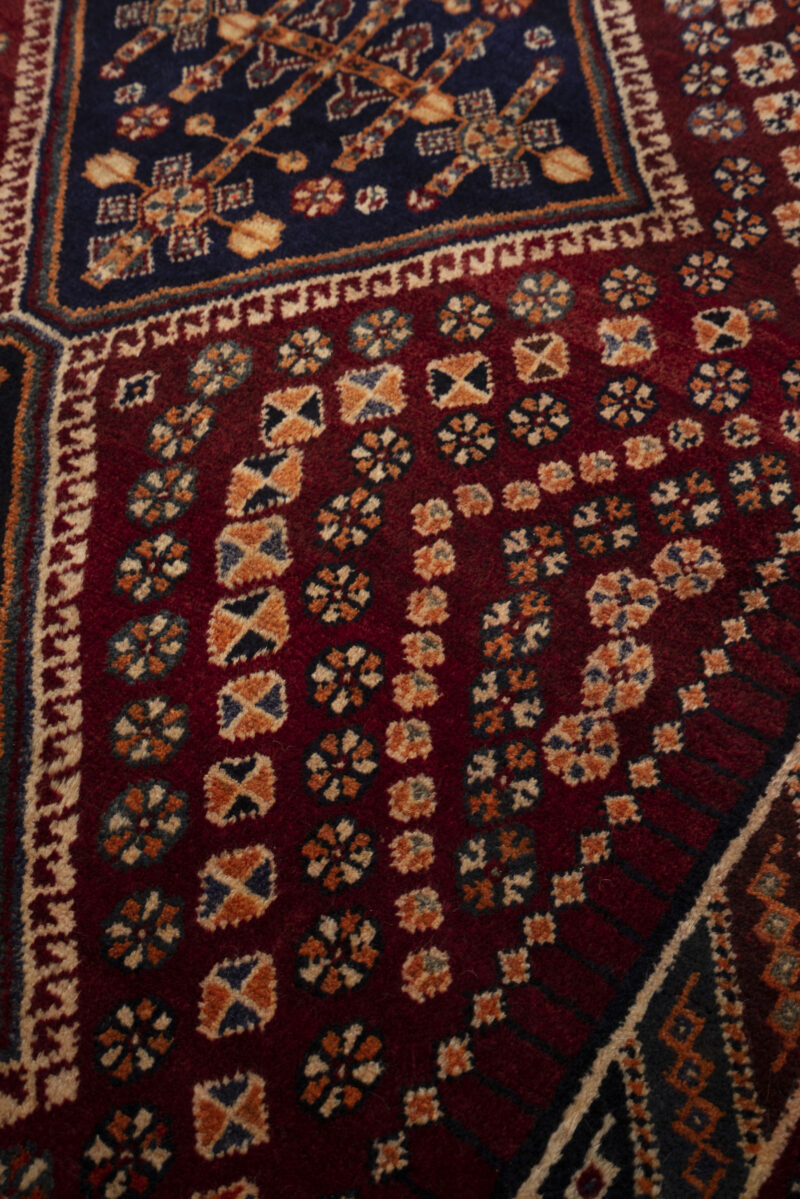 Qashqai Triple-Medallion Rug, Shesh-Boluki Cluster, c.1950, 254*63CM - Image 4
