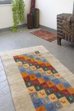 New Weave Qashqai Checkered Flora and Fauna Persian Gabbeh 158*96CM - Image 2