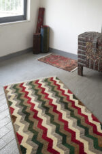 Contemporary Qashqai Wave Gabbeh 156*90CM - Image 2