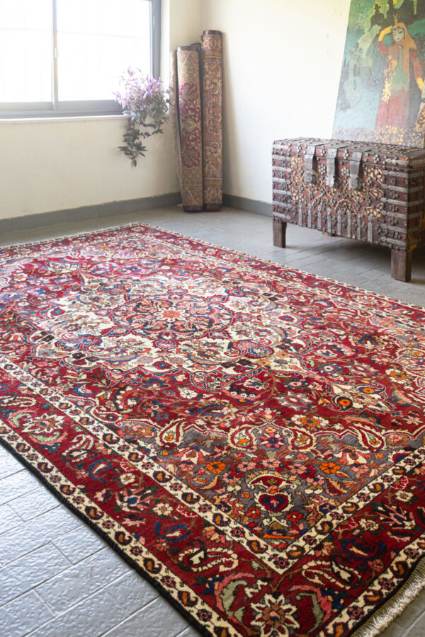RCA489 Bakhtiari Lachak Toranj Persian Rug 2