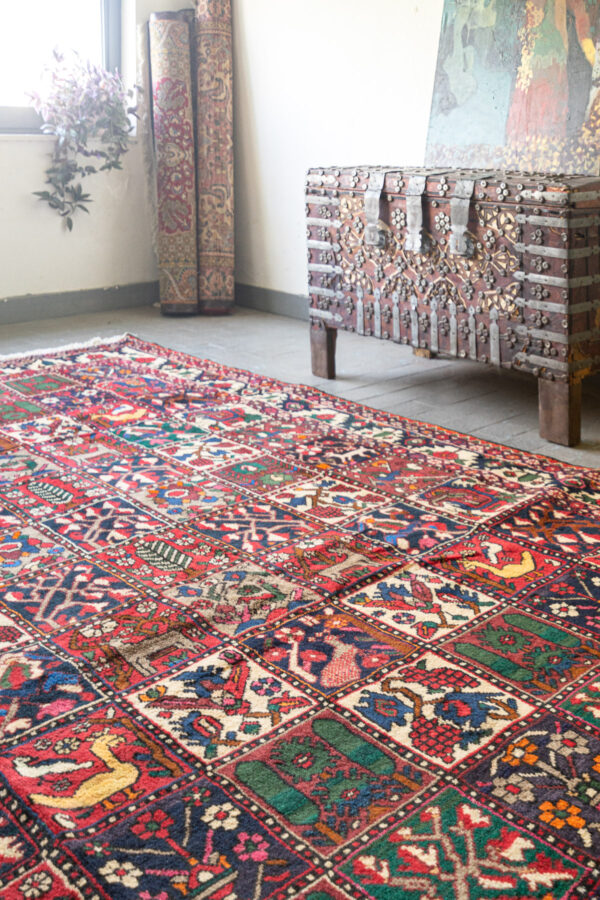 RCA491 Bakhtiari Kheshti Garden Design Carpet 10