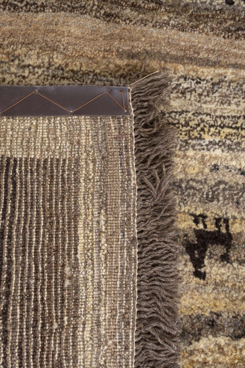 Vintage Qashqai Self Dye Lion And The Sun Gabbeh - Image 5