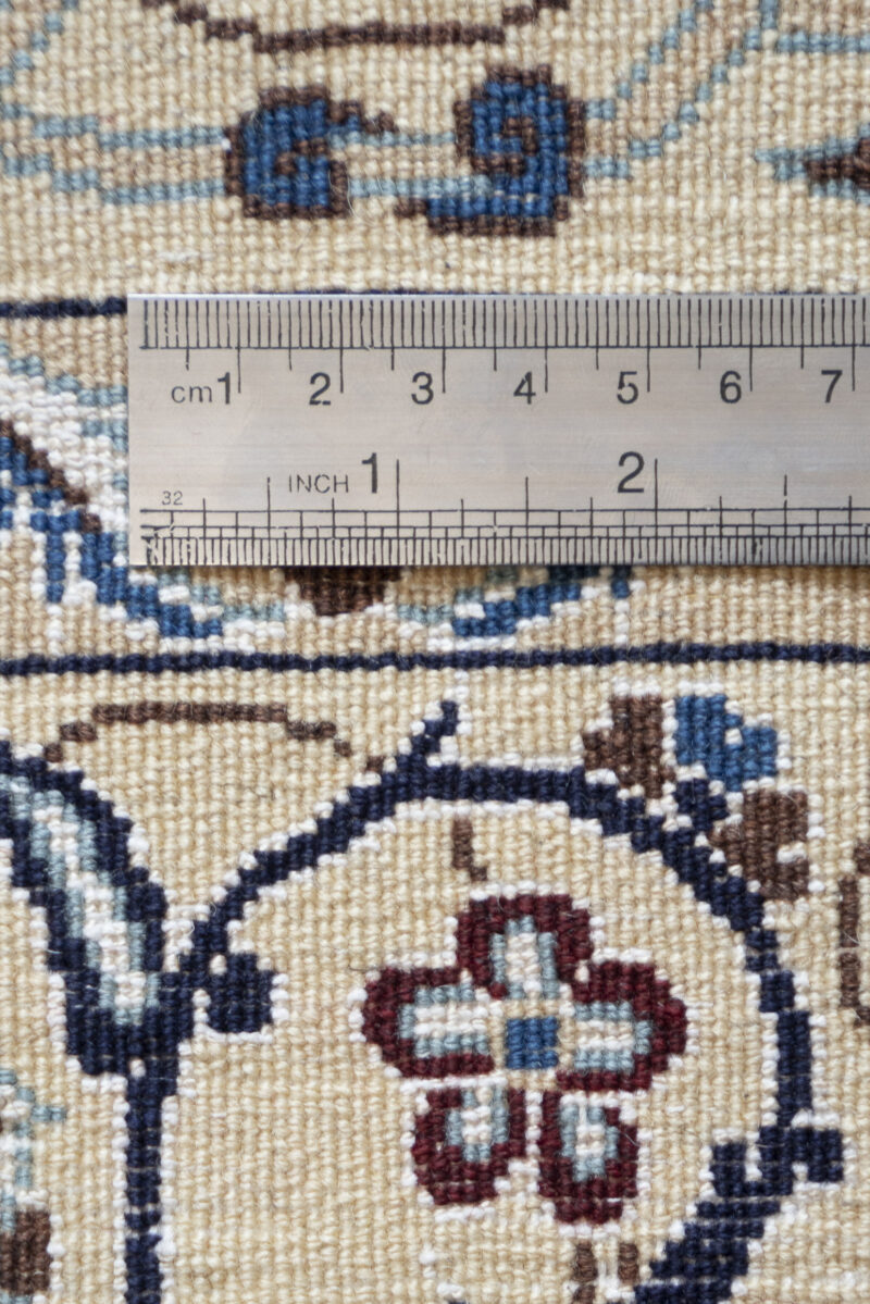Fine Nain 6 La Persian Rug Medallion &Amp; Islimi Scrollwork  C.1980S - Image 7