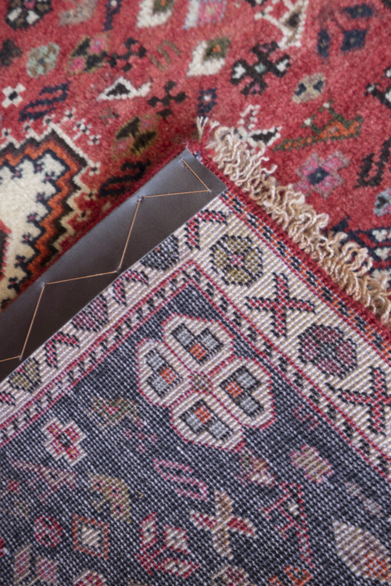 Qashqai Single Toranj Carpet 136*88Cm - Image 6