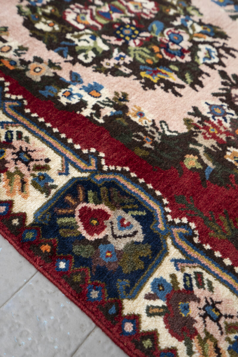 Vintage Faradonbeh Bakhtiari Golfarang 163*103CM - Image 5