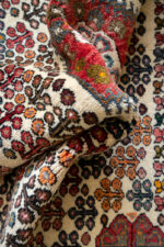 Antique Qashqai Darrehshuri  Shrub Motif c. 1920–40 Carpet 148*100Cm - Image 4