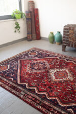 Qashqai Kashkuli Triple Medallion Persian Rug  c.1960s 268*177CM - Image 2