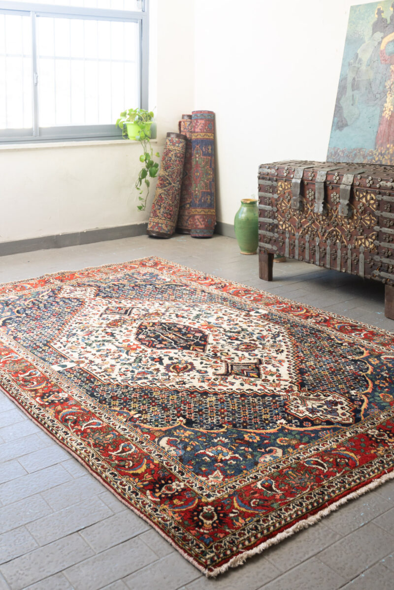 Rca451 Fine Bakhtiari Carpet 7