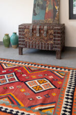 RK216 Qashqai Triple Toranj Kilim 6
