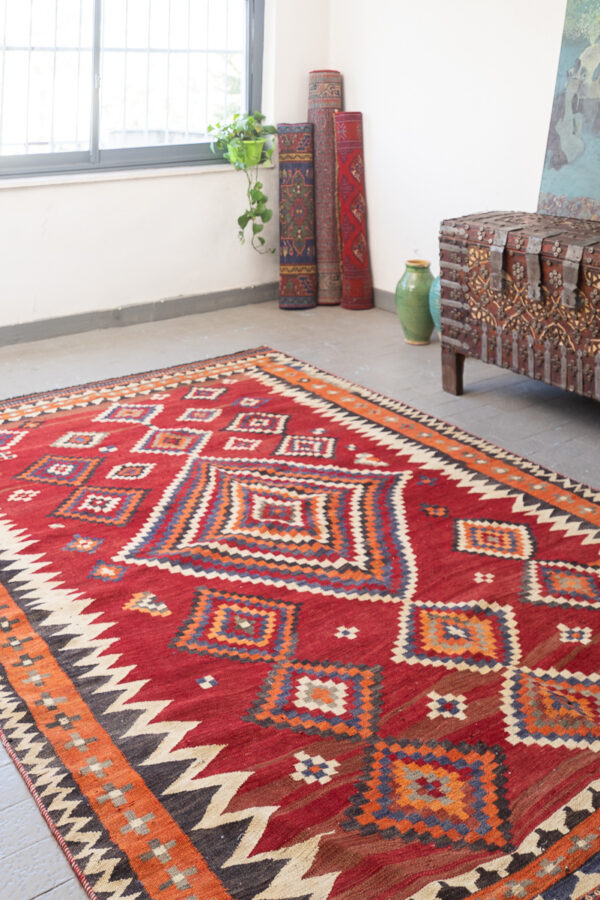 RK220 Qashqai Lowzi Goats Hair Warp Kilim 2