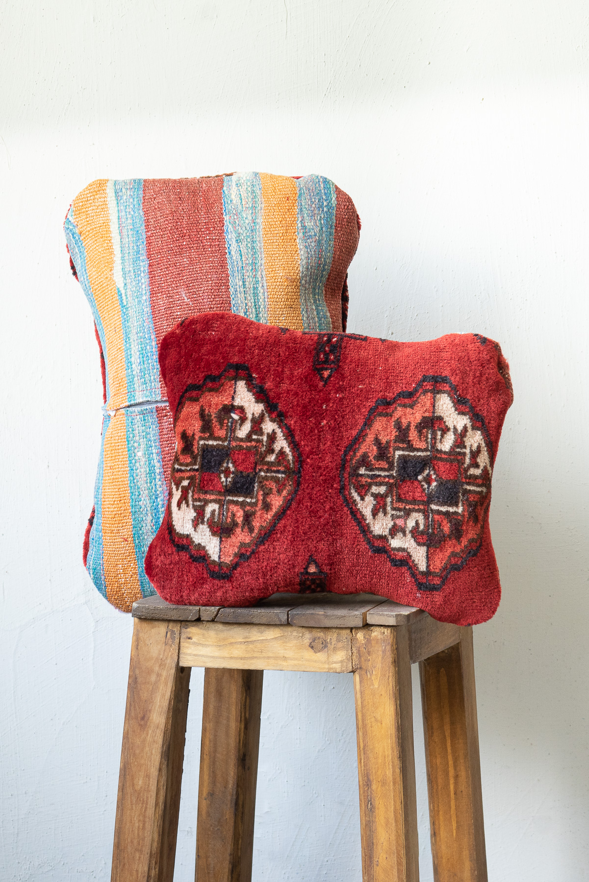 CUS229 Torkaman Carpet Cushion 4