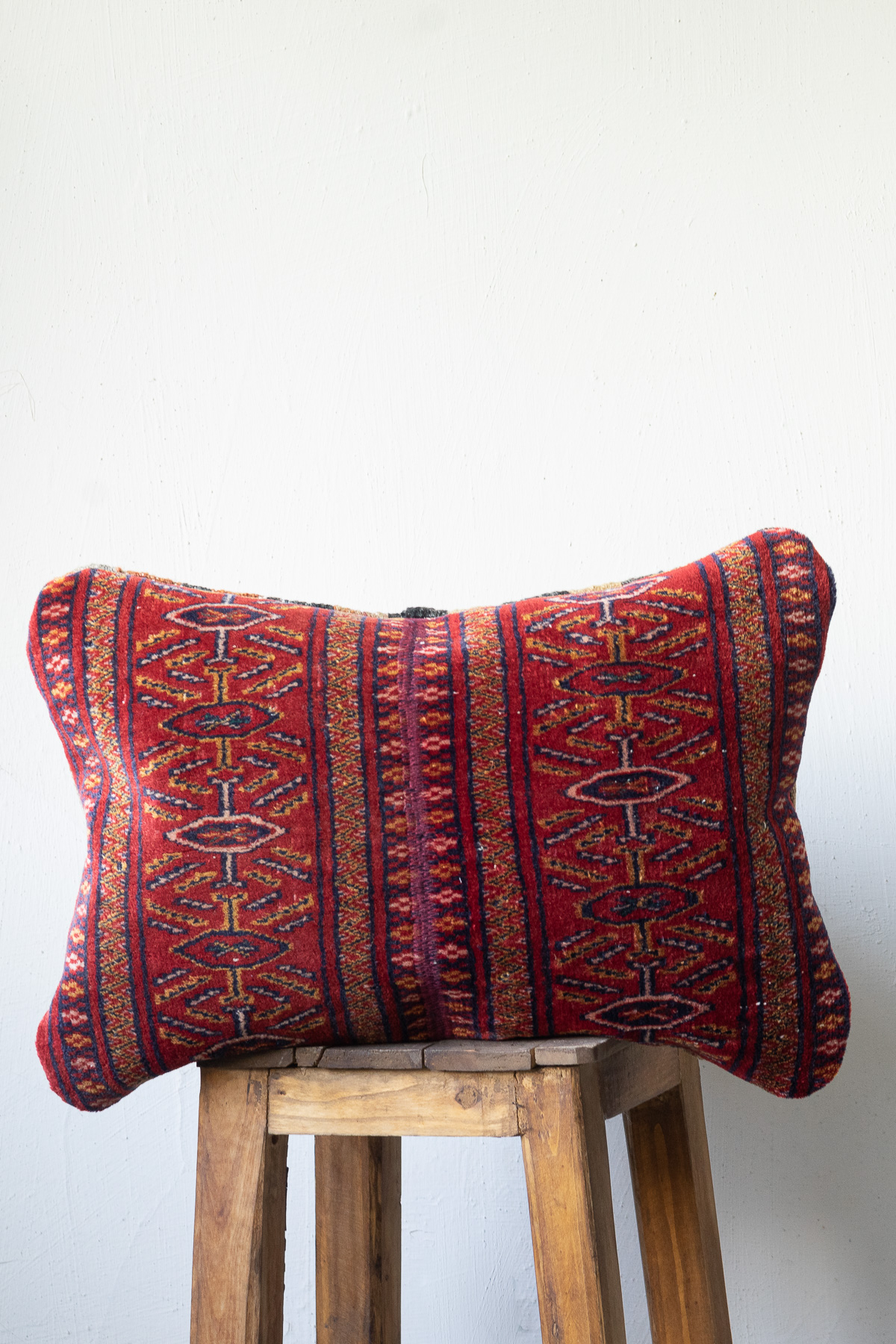 CUS235 Torkaman Carpet Cushion