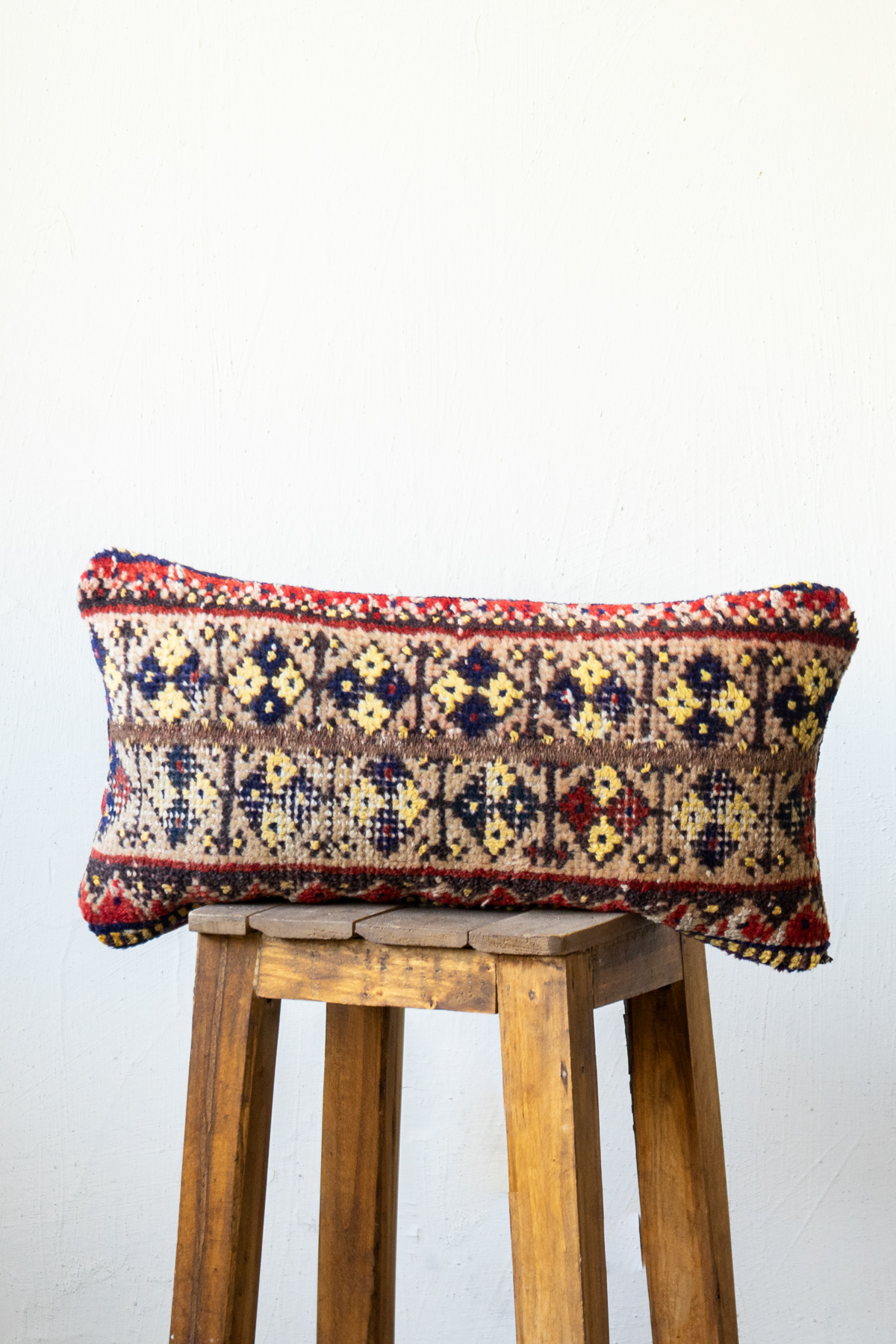 CUS251 Zanjan Carpet Cushions