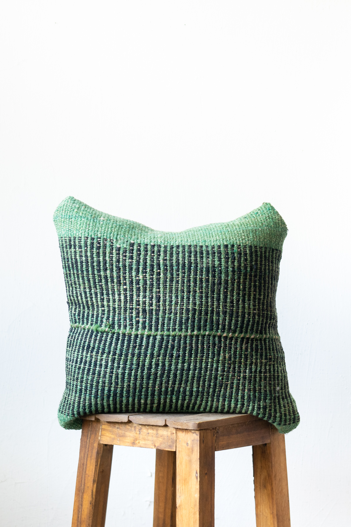 CUS261 Simple Green Kilim Cushions
