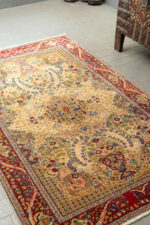 RCA457 Antique Khoy Fine Vases Carpet 7