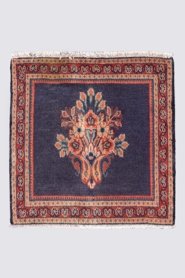 Sarouk Fine Vase Carpet
