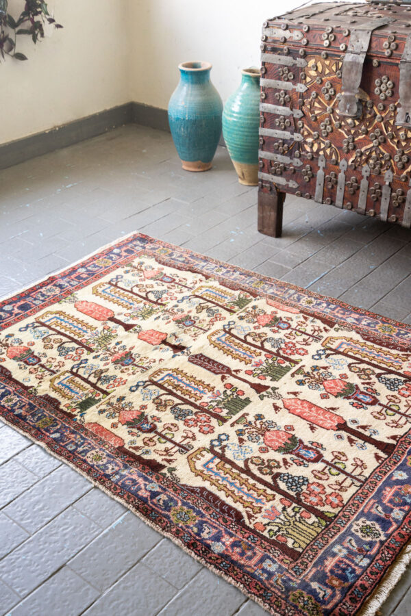 RCA472 Semi Antique Koliai Derakhti White Carpet 2
