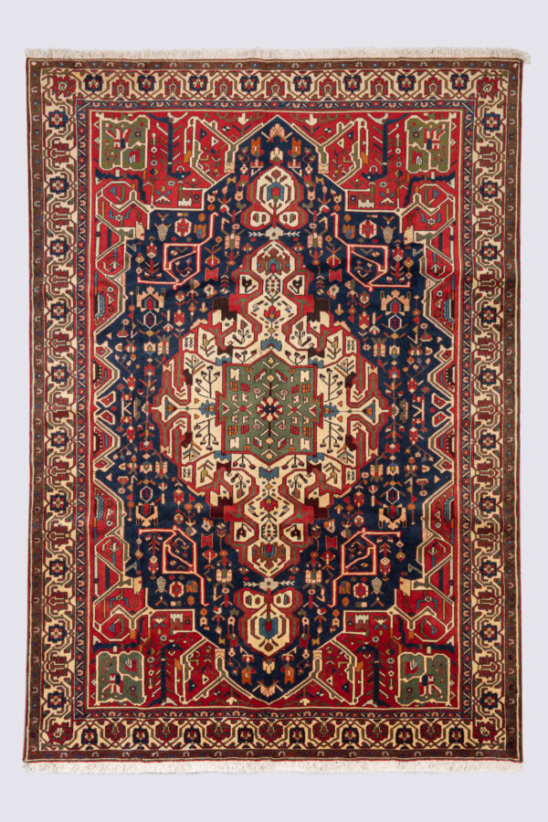 Fine Bakhtiari Carpet