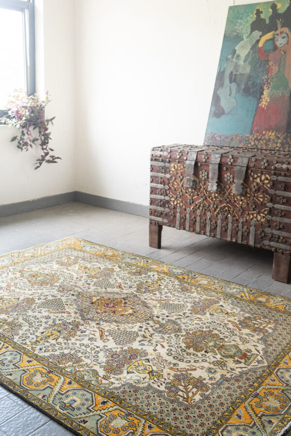 RCA477 Semi Antique Fine Qom Vases Carpet 2