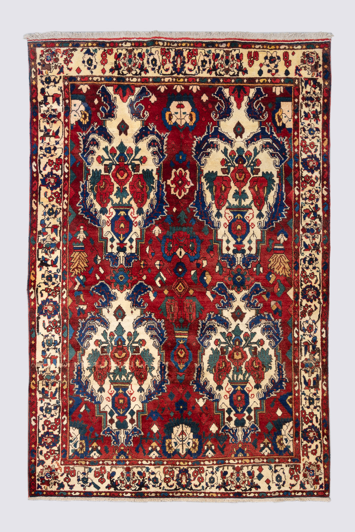 Rca490-Semi-Antique-Bakhtiari-Vases-Persian-Carpet Semi Antique Bakhtiari Vases Persian Carpet