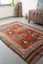 RK230 Qashqai Tribal Kilim With Shield Medallions 2