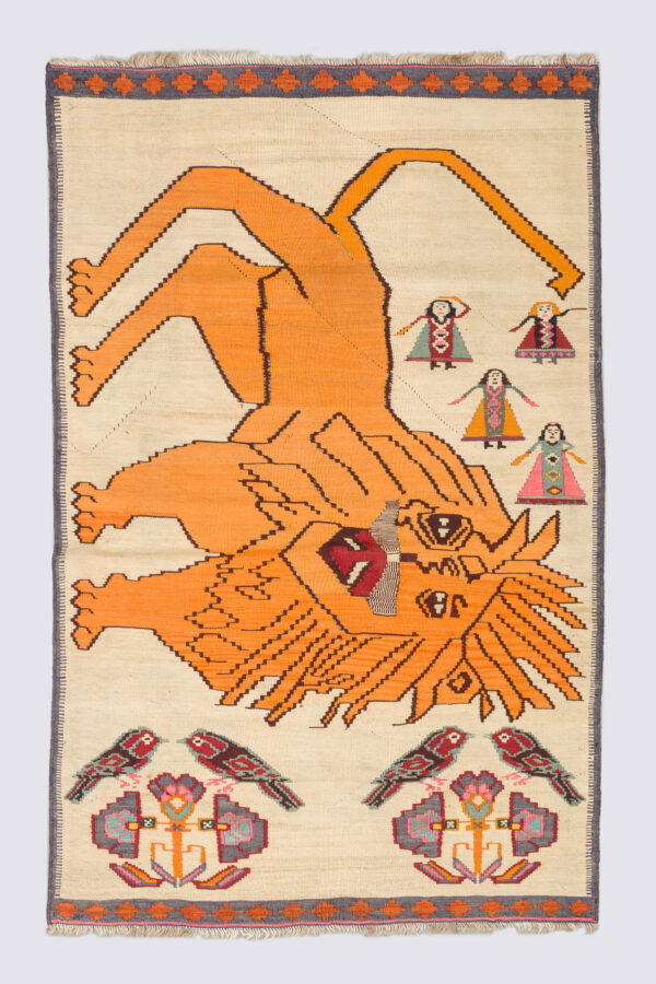 RK235 Qashqai Lion Kilim