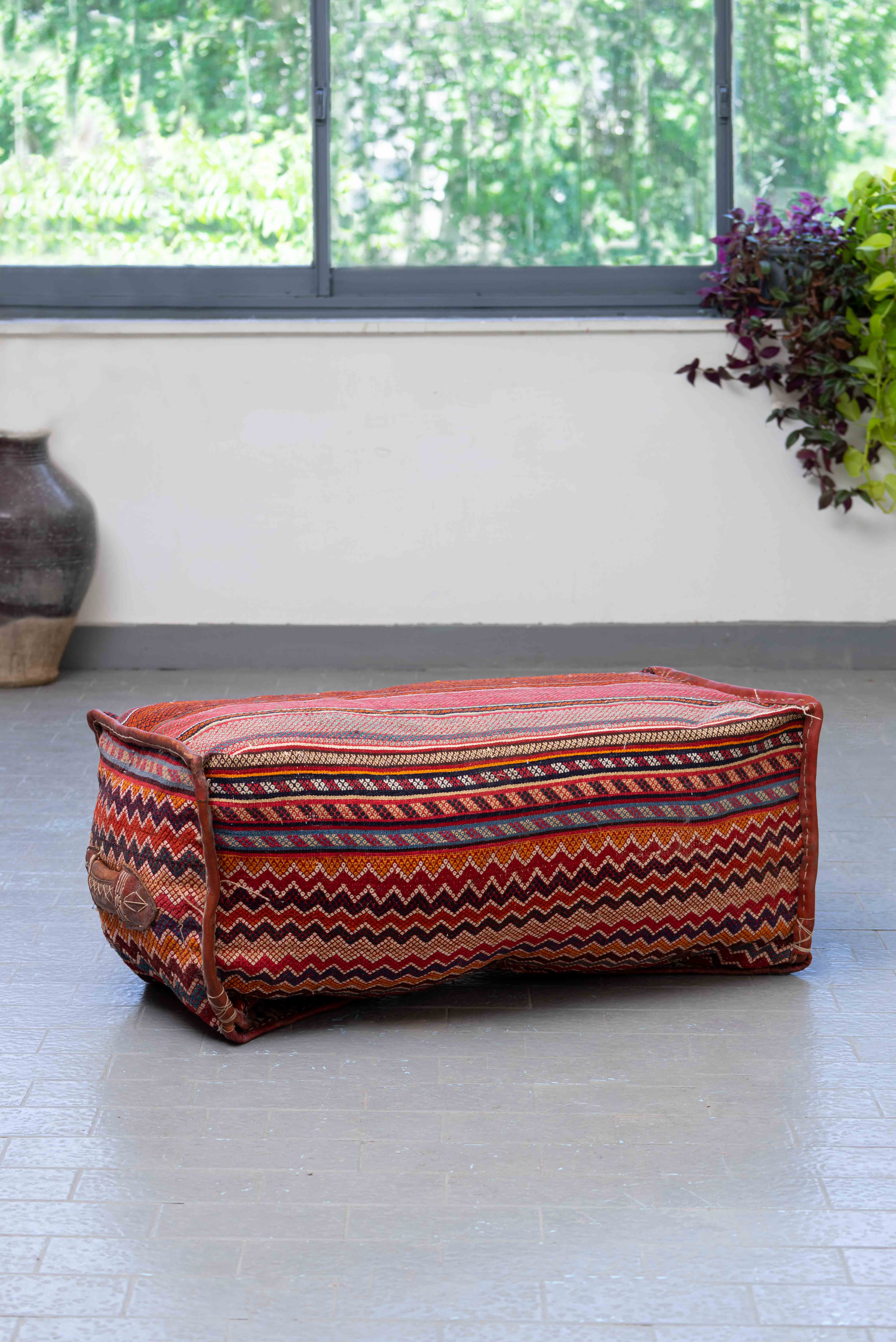 MAF022 Blanket Box