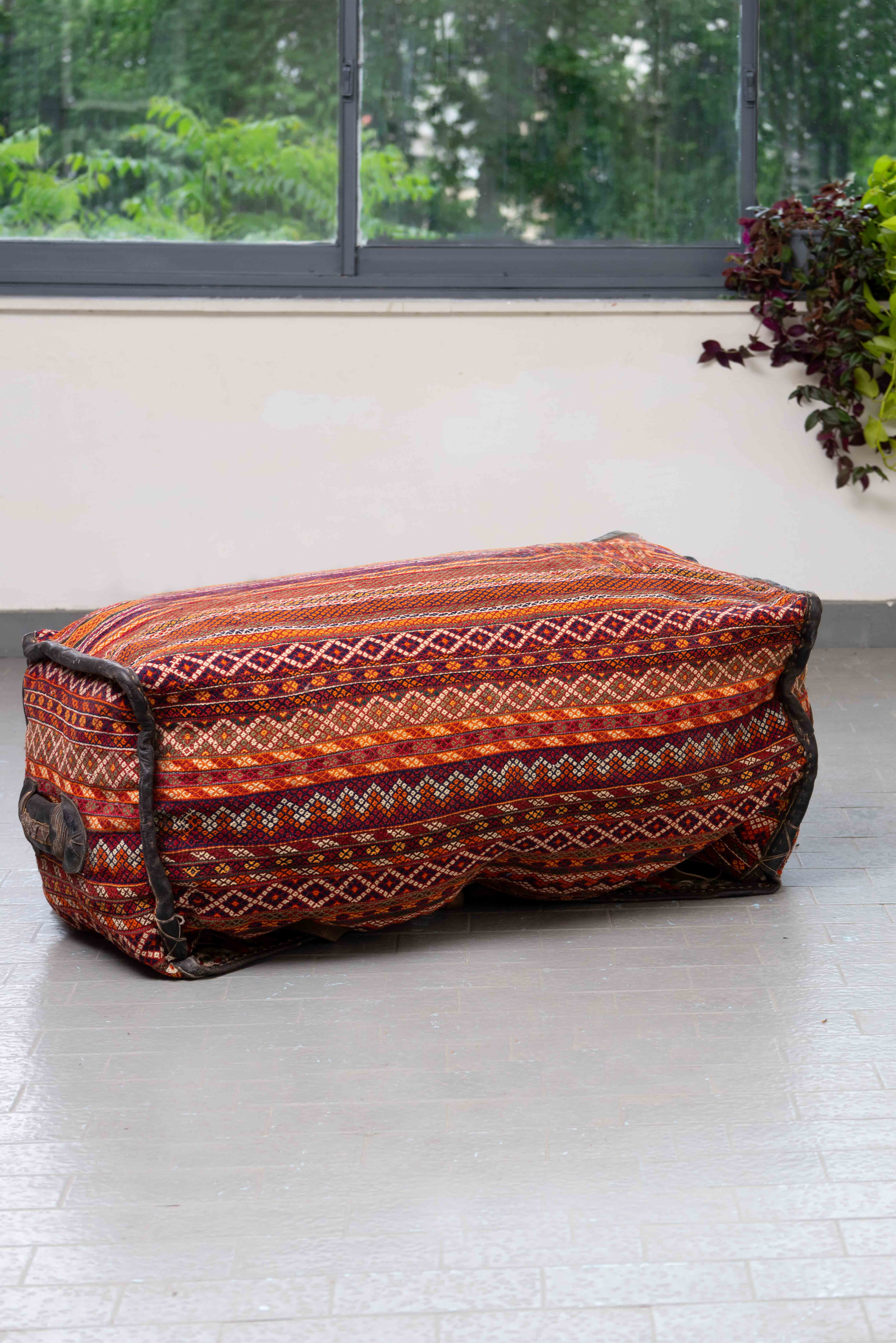MAF030 Blanket Box 2 2