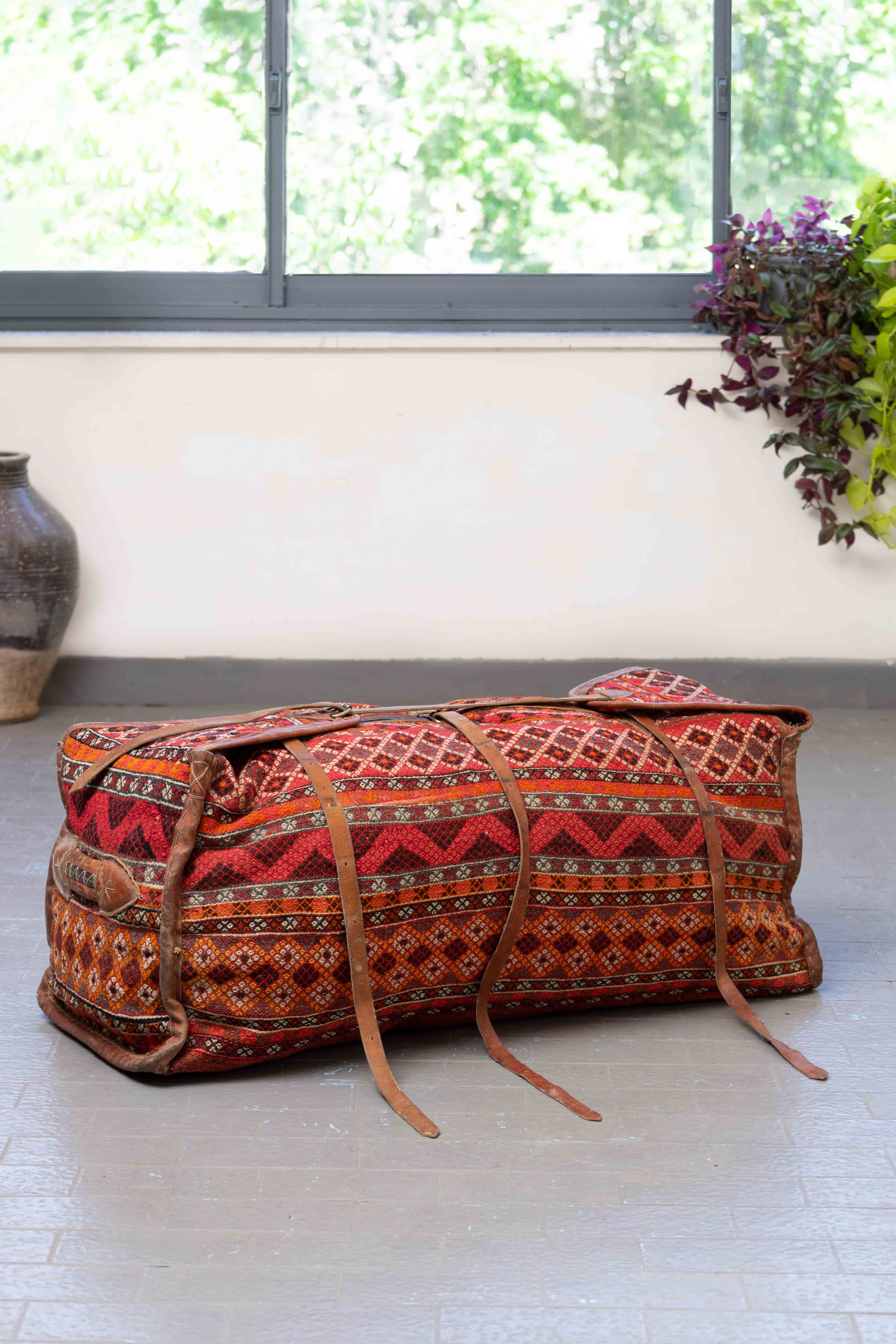 MAF036  Blanket Box 2