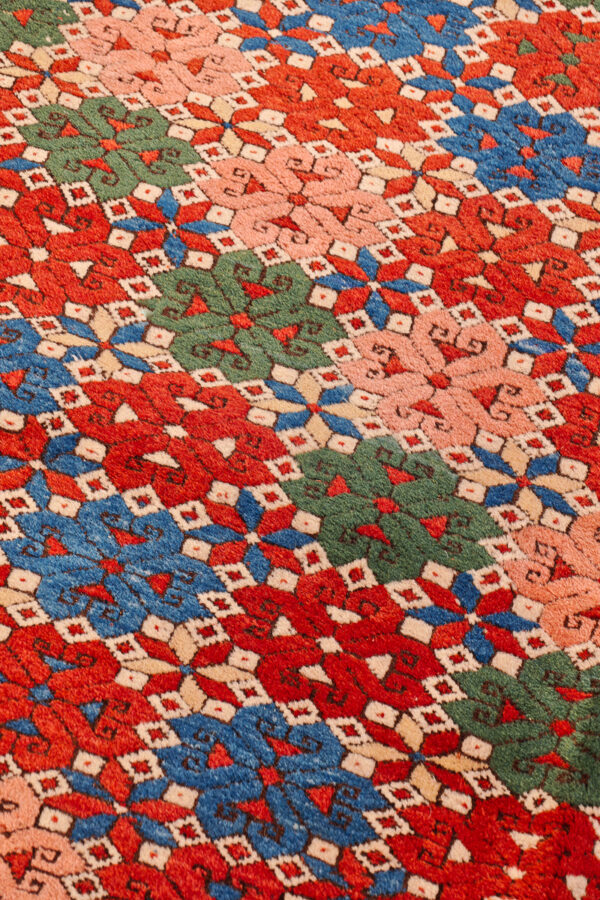 RCA AU001 Kuba Quba Chichi Rug 11