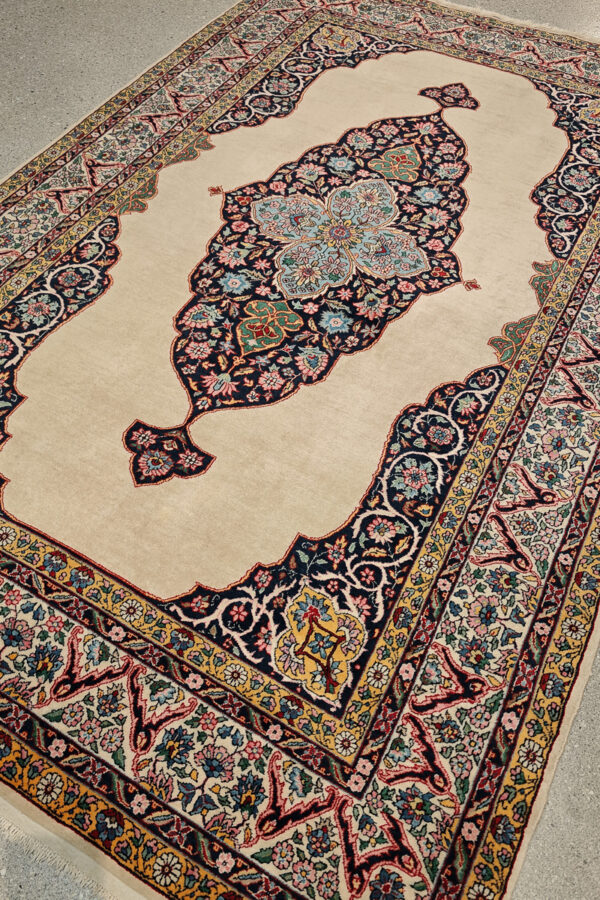 RCA AU002 Persian Yazd Kerman Rug 2